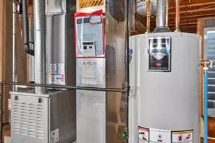 2071 Hackmann Estates Dr, Saint Charles, MO 63303 - Photo 33