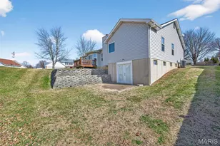 2071 Hackmann Estates Dr, Saint Charles, MO 63303 - Photo 35