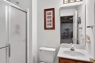 2071 Hackmann Estates Dr, Saint Charles, MO 63303 - Photo 23