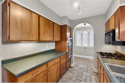 8369 Big Bend Boulevard, Webster Groves, MO 63119 - Photo 15