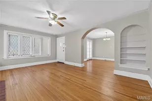 8369 Big Bend Blvd, Webster Groves, MO 63119 - Photo 9