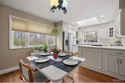 12321 Woodline Drive, Creve Coeur, MO 63141 - Photo 5