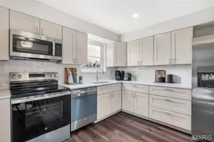 1530 Bedford Forge Ct, Chesterfield, MO 63017 - Photo 7