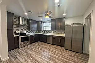 607 Majesty Ct, Lemay, MO 63125 - Photo 5