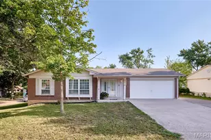 1211 Big Bend Rd, Ballwin, MO 63021 - Photo 1