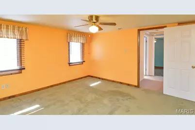 410 Robert Avenue, Ferguson, MO 63135 - Photo 31