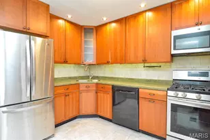 410 Robert Ave, Ferguson, MO 63135 - Photo 17