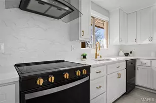 500 Kingridge Dr, Ballwin, MO 63011 - Photo 11