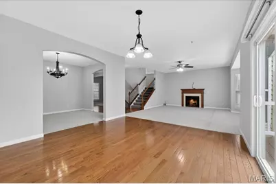 1376 Bridgeport Terrace, Saint Charles, MO 63303 - Photo 9