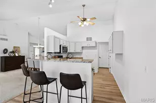 16 Hill Pointe Ct, Saint Charles, MO 63303 - Photo 11