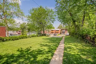 3933 McDonald Ave, Saint Louis, MO 63116 - Photo 15