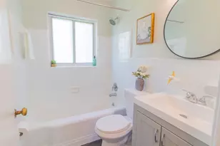 3933 McDonald Ave, Saint Louis, MO 63116 - Photo 7