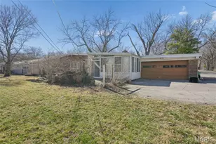 808 Wenneker Dr, Clayton, MO 63124 - Photo 29