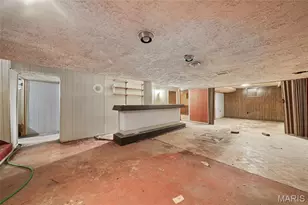 808 Wenneker Dr, Clayton, MO 63124 - Photo 25