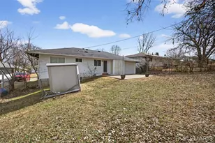 1727 Schulte Hill Dr, Maryland Heights, MO 63043 - Photo 37