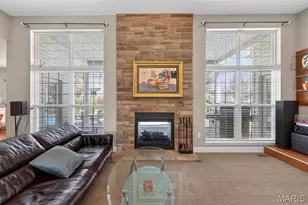 319 Magnolia Valley Dr, O'Fallon, MO 63366 - Photo 3