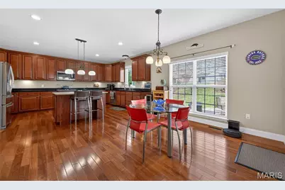 319 Magnolia Valley Drive, O'Fallon, MO 63366 - Photo 5