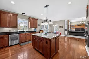 319 Magnolia Valley Dr, O'Fallon, MO 63366 - Photo 37