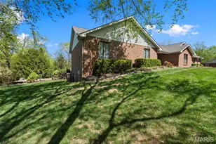 283 S Lake Dr, Cape Girardeau, MO 63701 - Photo 5