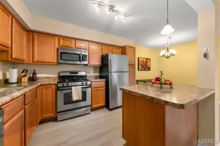 1411 Willow Brook Cove, Saint Louis, MO 63146 - Photo 9