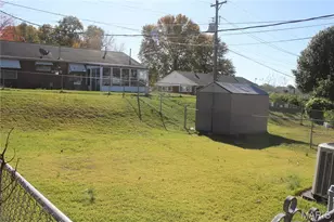 7428 Morgan Ford Rd, Saint Louis, MO 63116 - Photo 9