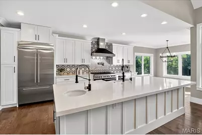 2029 Lily Avenue, Kirkwood, MO 63122 - Photo 11