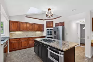 16839 Kehrsbrooke Ct, Chesterfield, MO 63005 - Photo 19