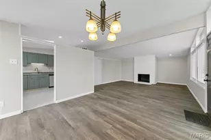 750 St Anthony Ln, Saint Louis, MO 63033 - Photo 15