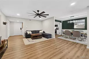 1511 Hampton Hall Dr, Chesterfield, MO 63017 - Photo 5