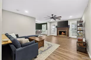 1511 Hampton Hall Dr, Chesterfield, MO 63017 - Photo 3