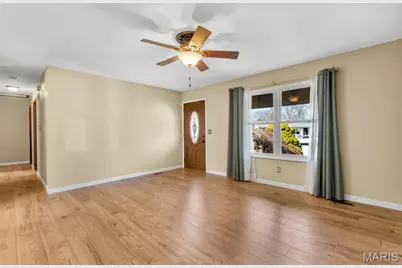 21 Sun Beam Court, Saint Peters, MO 63376 - Photo 5