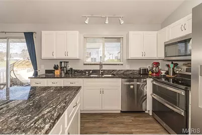 217 Lazy Hollow Court, Saint Peters, MO 63376 - Photo 13