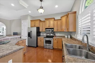 339 Lake Side View Lane #V, Cottleville, MO 63376 - Photo 17