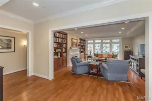 40 Brighton Way, Clayton, MO 63105 - Photo 3