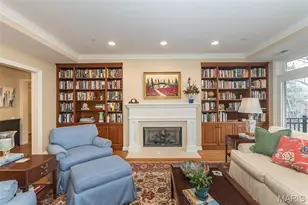 40 Brighton Way, Clayton, MO 63105 - Photo 5