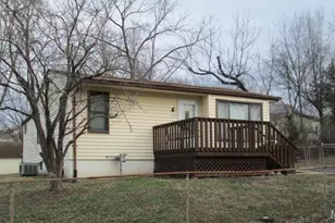 330 Young St, Saint Clair, MO 63077 - Photo 1