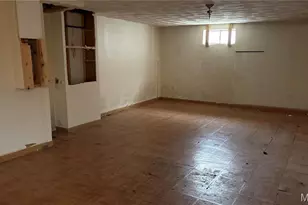 9426 Westchester Dr, Saint Louis, MO 63136 - Photo 7