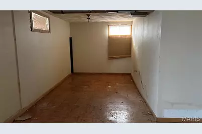 9426 Westchester Drive, Saint Louis, MO 63136 - Photo 9