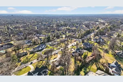 11549 Clayton Road, Saint Louis, MO 63131 - Photo 19