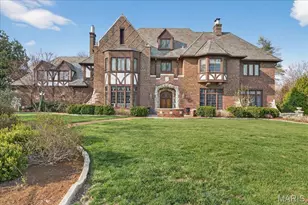 66 Lake Forest Dr, Saint Louis, MO 63117 - Photo 1