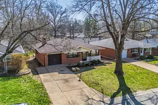 8348 Vasel Dr, Affton, MO 63123 - Photo 35