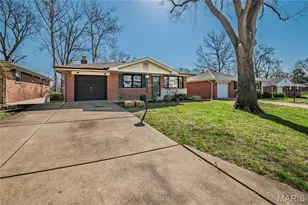 8348 Vasel Dr, Affton, MO 63123 - Photo 15