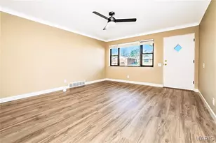 8348 Vasel Dr, Affton, MO 63123 - Photo 9