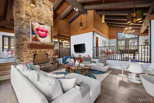 132 Mystic Meadows Ln, Creve Coeur, MO 63141 - Photo 3