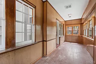 910 Country Club Dr, Pasadena Park, MO 63121 - Photo 15