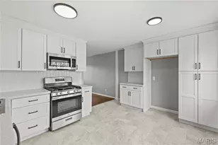 367 Peffer Ln, Fenton, MO 63026 - Photo 11