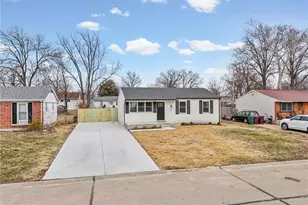 367 Peffer Ln, Fenton, MO 63026 - Photo 3