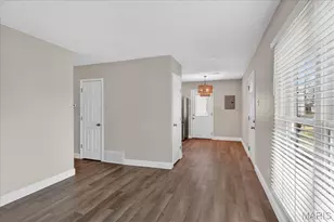 210 Monica Dr, Saint Louis, MO 63127 - Photo 5