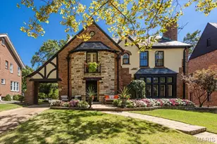 524 Warren Ave, University City, MO 63130 - Photo 1