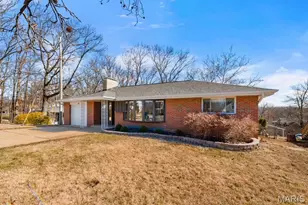 149 Crescent Ave, Valley Park, MO 63088 - Photo 3